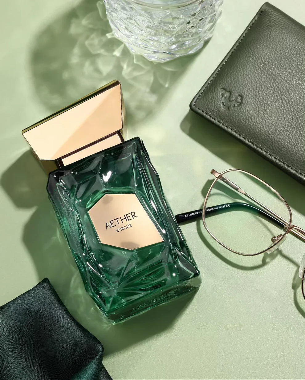 Aether Extrait